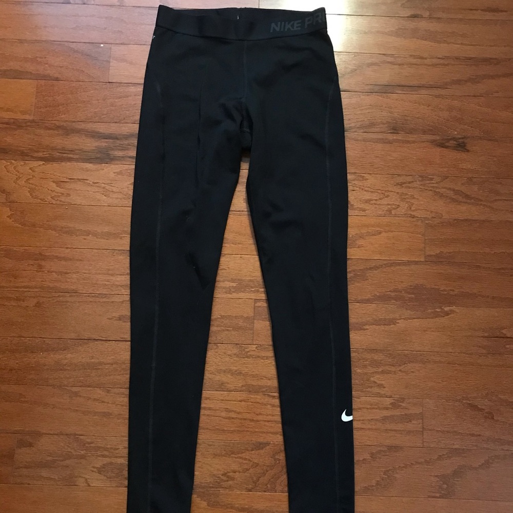 Nike pro black high waisted leggings
